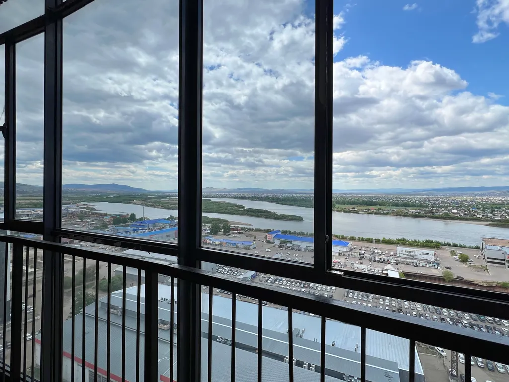 Студия в центре с видом на реку, без оплаты за финальную уборку