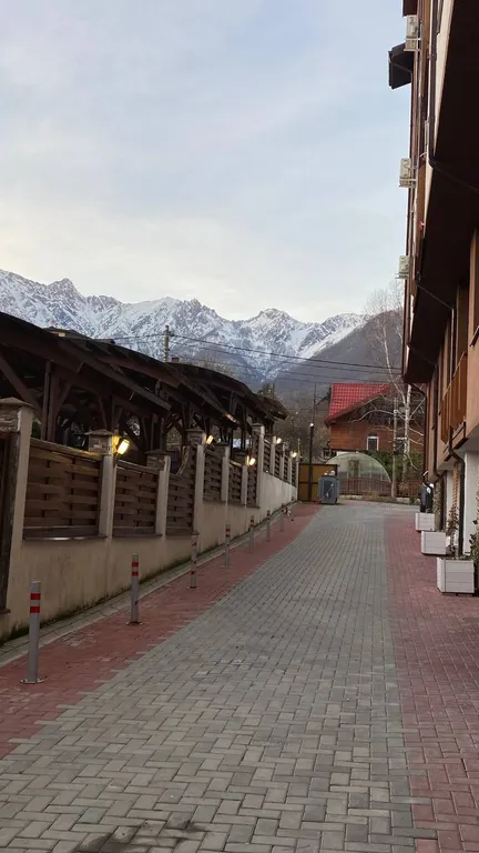 Квартира с видом на горы