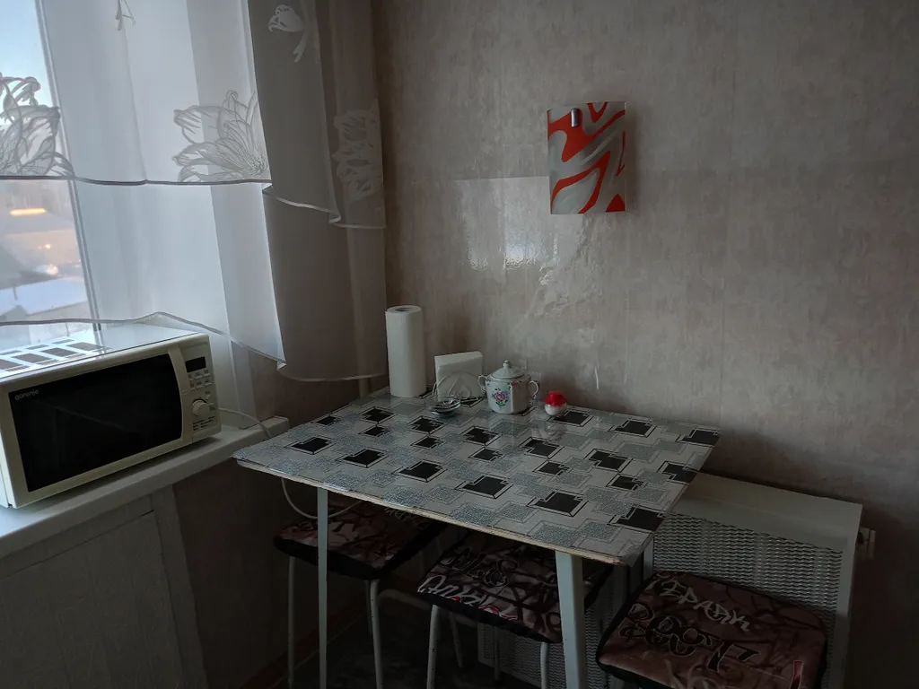 Уютная двухкомнатная квартира в районе жд вокзала и автовокзала