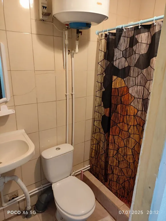 Дача  Джессика, просторный зеленый двор, площадка для детей, парковка.