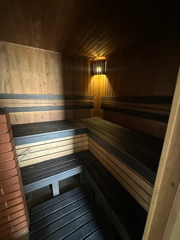 Дом на воде с баней