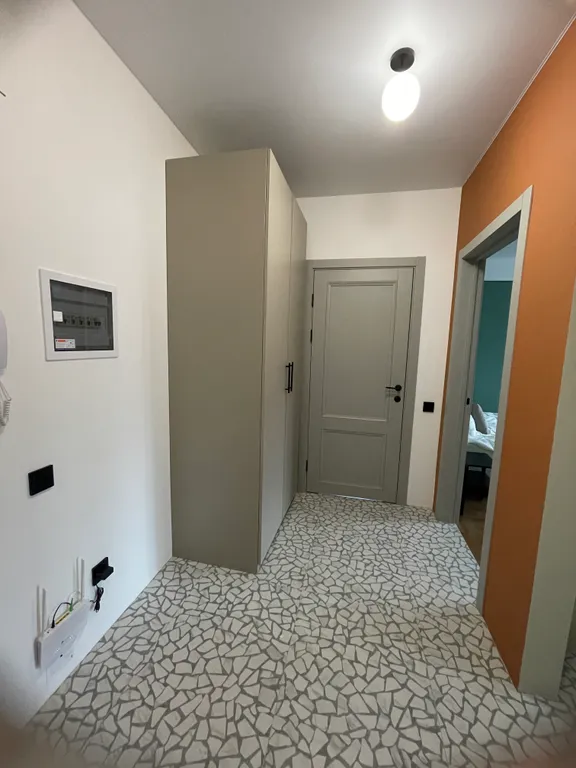 Новая солнечная квартира в центре города