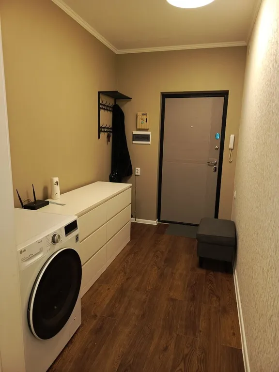 Уютная квартира в тихом районе, рядом с озером, с хорошим ремонтом