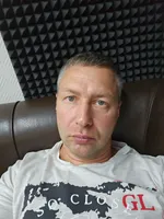 Максим Попов