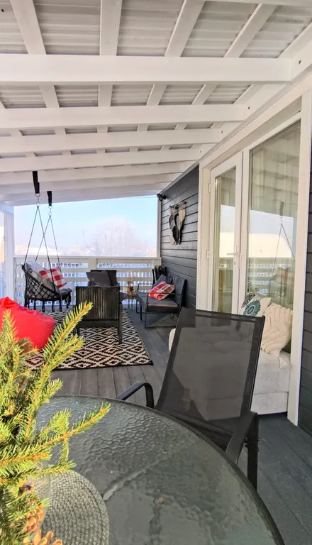 Уютный дом с панорамным видом, просторной территорией и баней