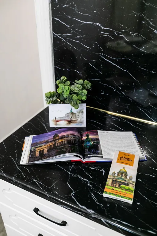 Вид на собор, шаг до Невского