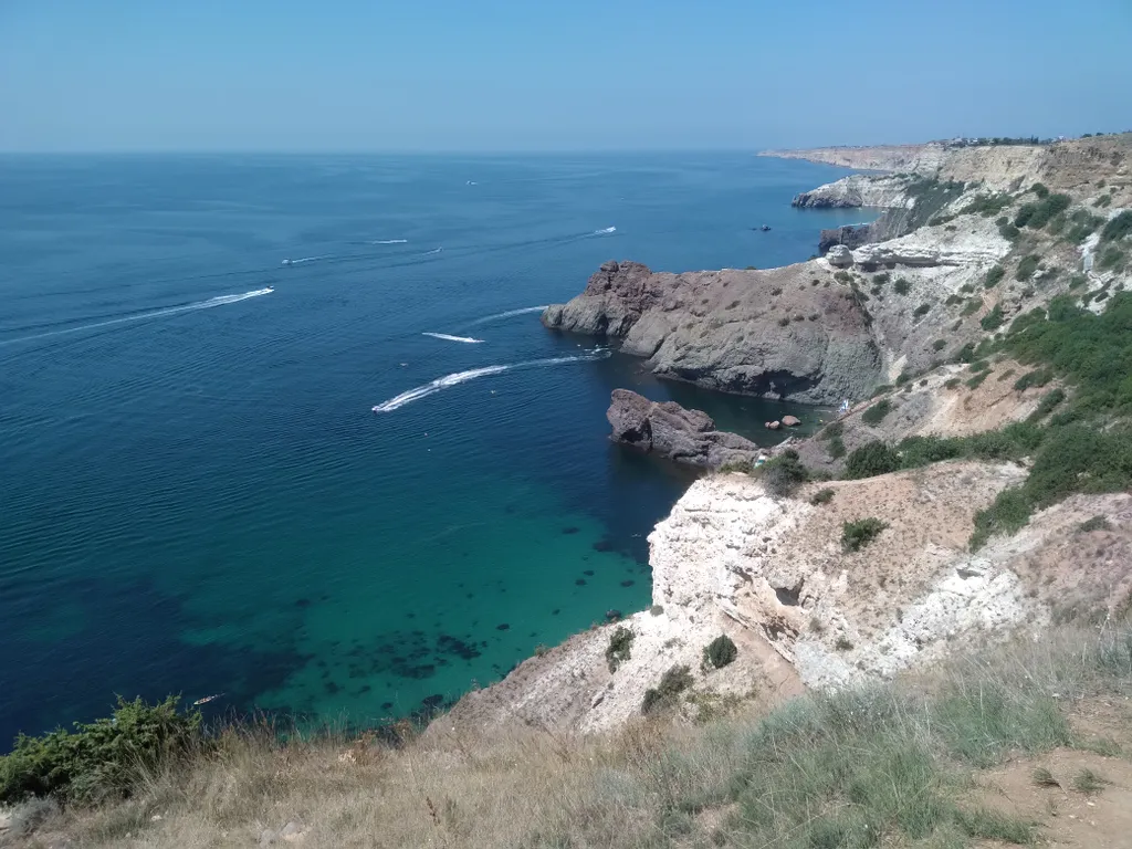 Замок у мыса Фиолент