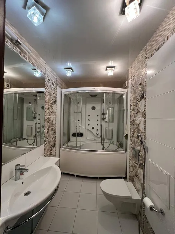 4-комнатная квартира у озера