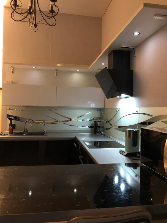 Квартира-студия возле метро