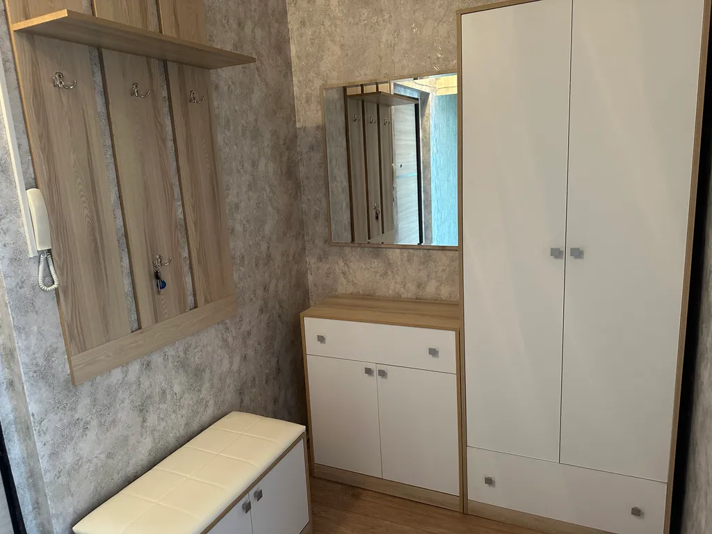 Уютная квартира с отличным видом на Иртыш