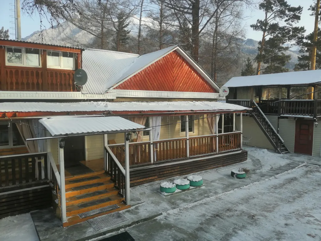 Дом в 3 минутах от источника.
Бесплатная парковка.
Большая кухня.