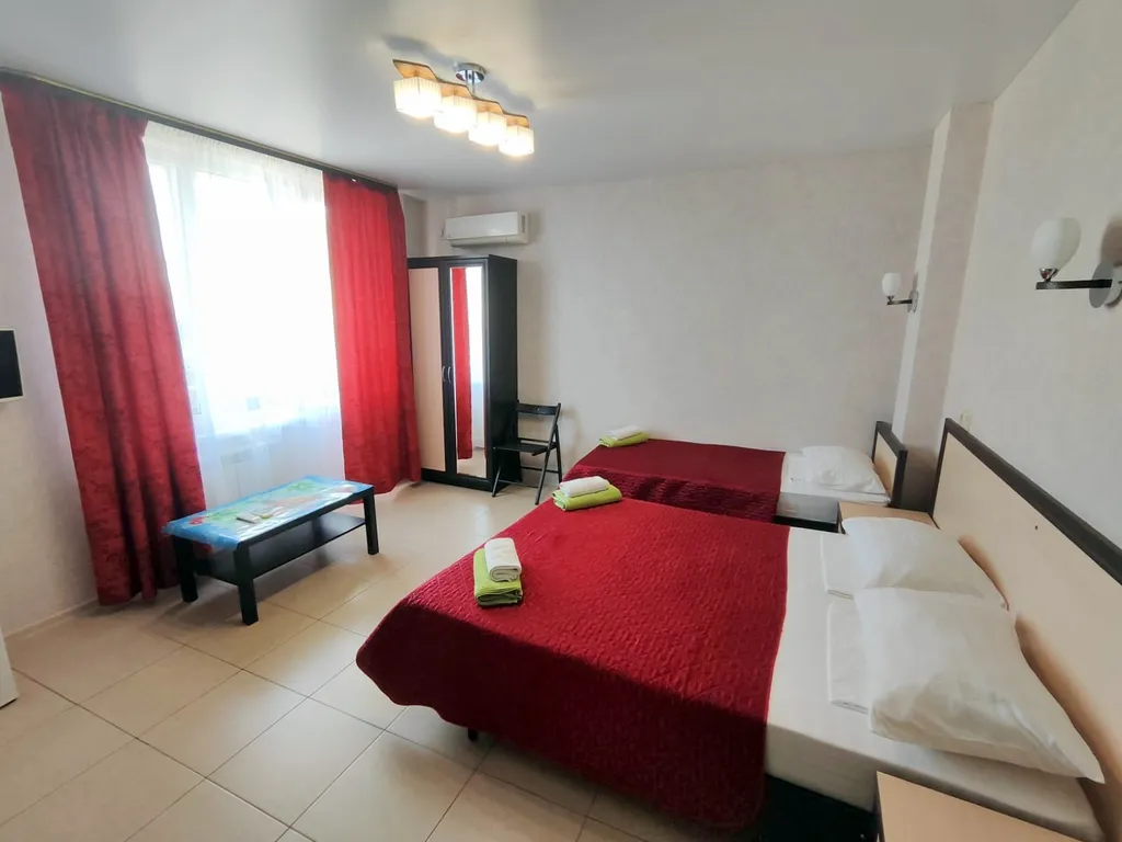 Квартира Квартира 3-х местный номер с кухней — Анапа