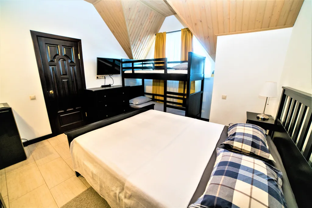 Квартира Комната — Кучугуры