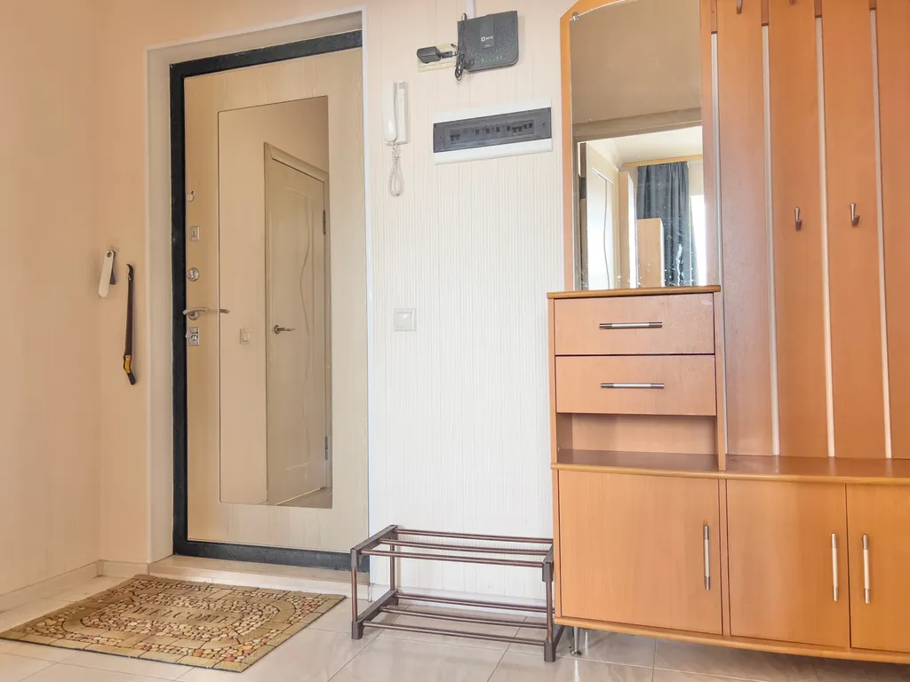 Уютная свежая квартира возле метро Коммунарка !