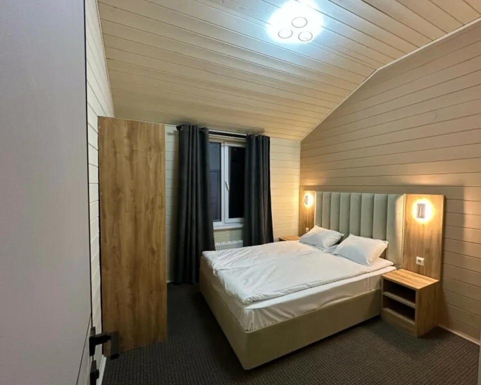 Домик трехкомнатный