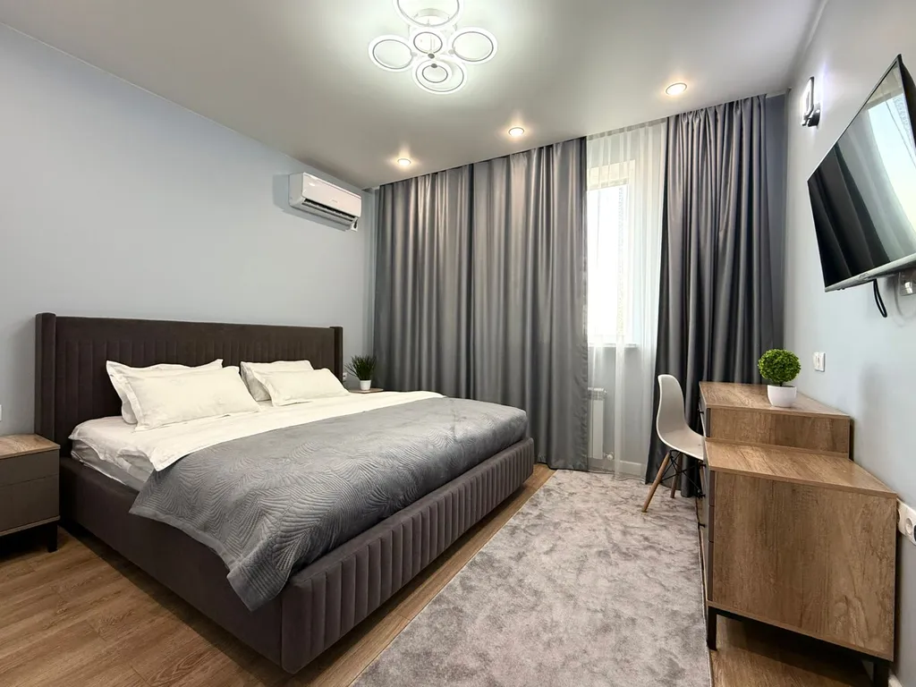 3-х комнатная квартира в ЖК "Раимбек» центр, метро & питьевая вода