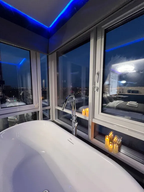 Видовая квартира с панорамой на город и Ангару