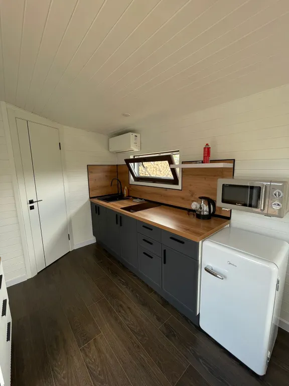 Скандинавское бунгало c финским банным чаном Асти Кэмп