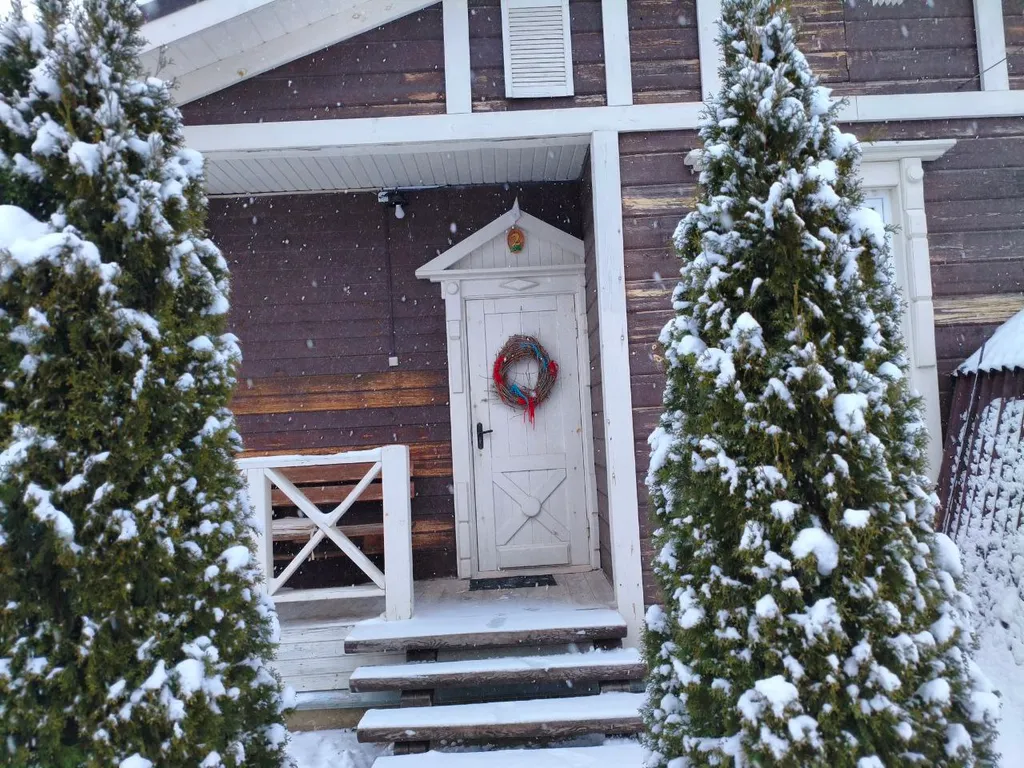 Двухкомнатный номер в доме с отдельным входом и санузлом