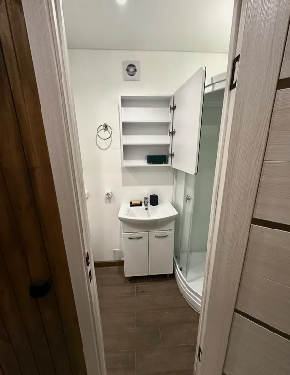 Уютный дом-лофт The Second с видом на реку и лес