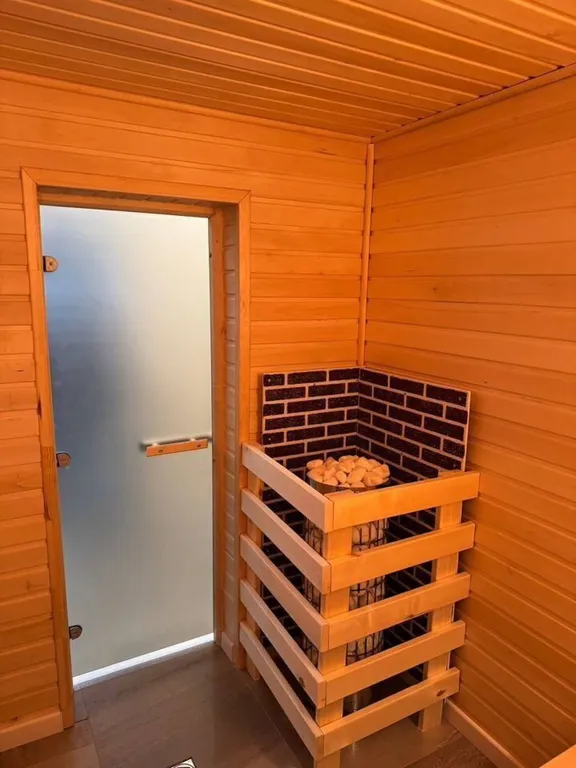 Дом с бильярдом и сауной 25 км от мкад