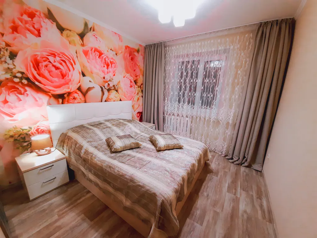 3-комнатная в центре города, рядом УИГА, Академия Речи, ГлазЦентр