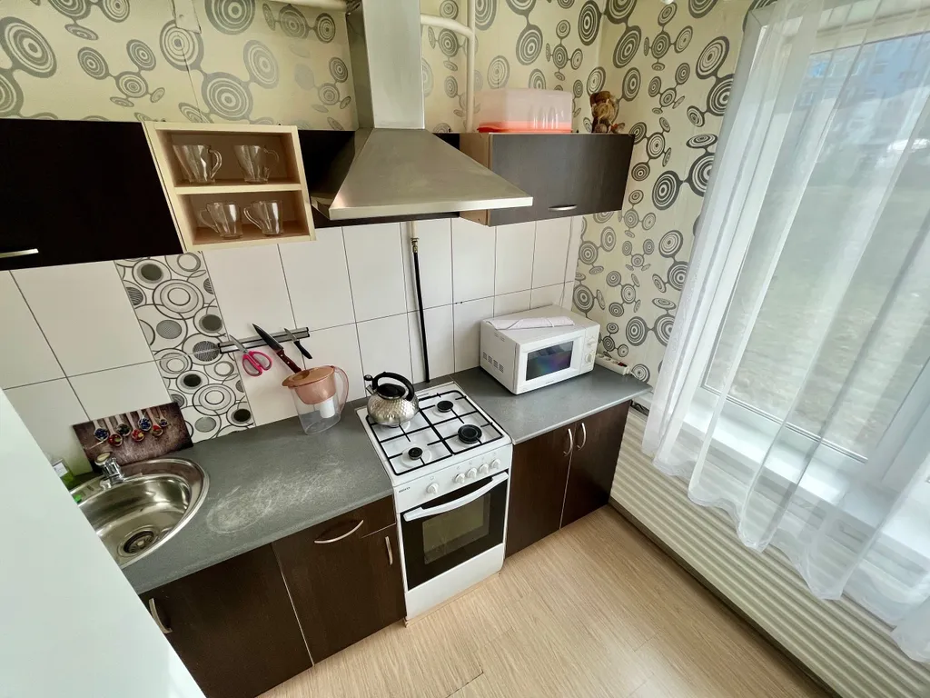 Однокомнатная люкс класса в районе ДК Металлургов