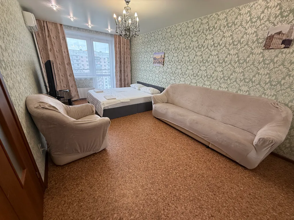 "В Гости!" на Запорожской 53 (1к квартира рядом с БЦ "Сити")