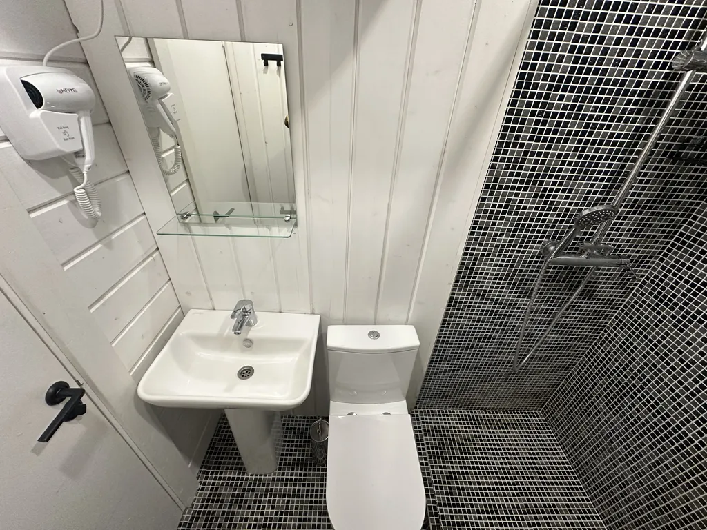 Коттедж Дом на берегу реки — Сясьстрой