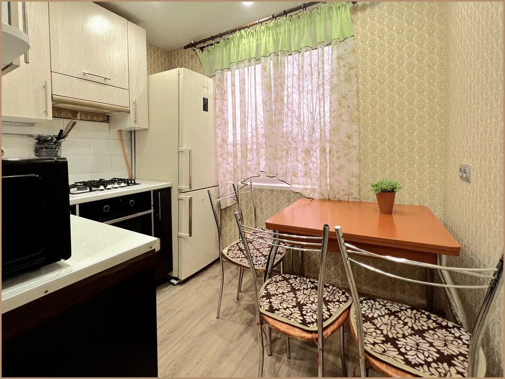 АПАРТЫ 51 для большой компании "Полярный комфорт" на Кирова, 17