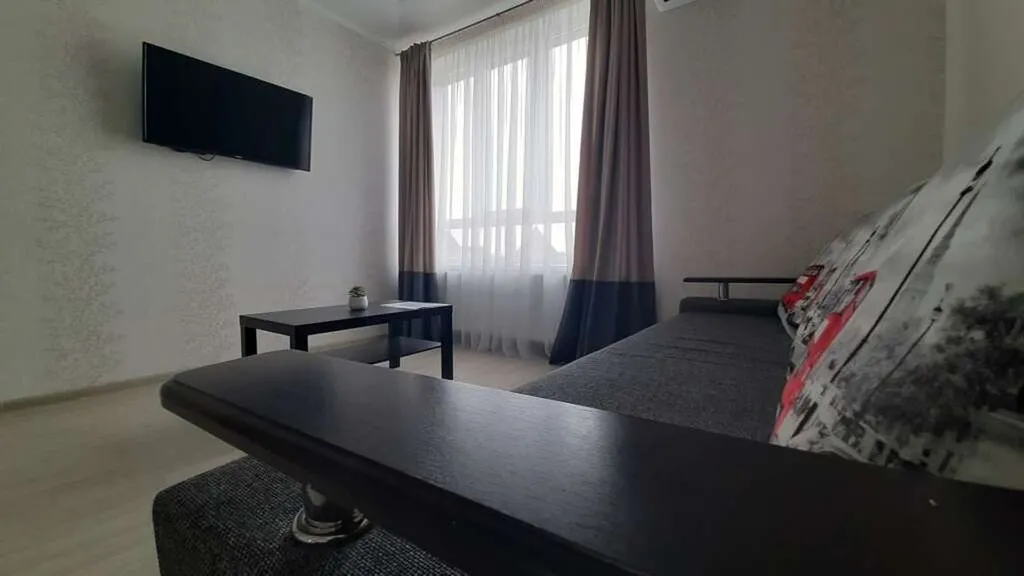 Квартира 2-комнатная квартира у моря с видом реку и парк аттракционов — Анапа