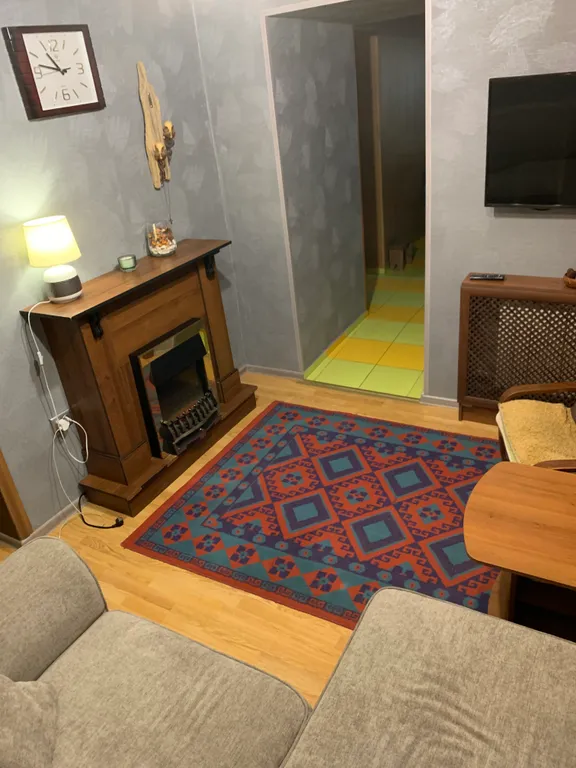 Большой дом с парковочным местом