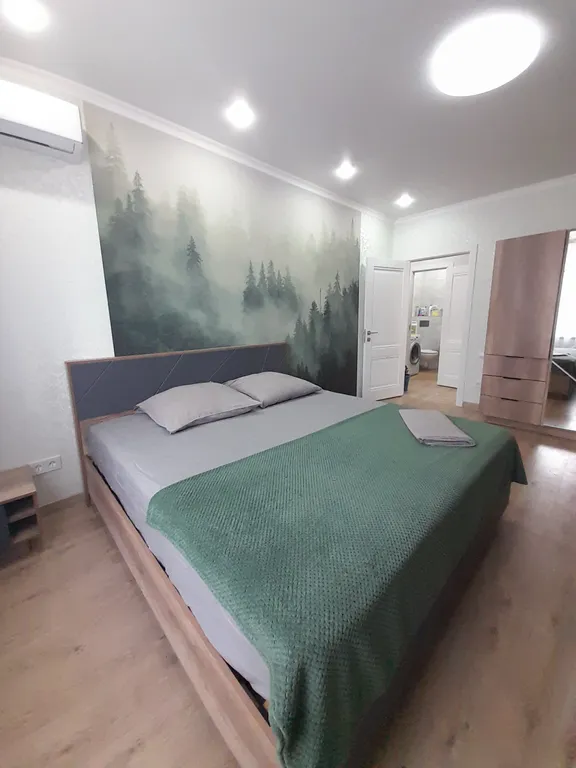 Квартира Шикарная новая двушка в центре города — аренда посуточно в Батайск