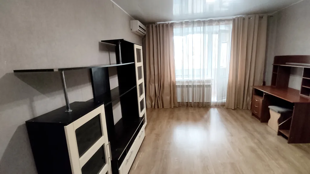 Просторная двухкомнатная квартира в спальном районе