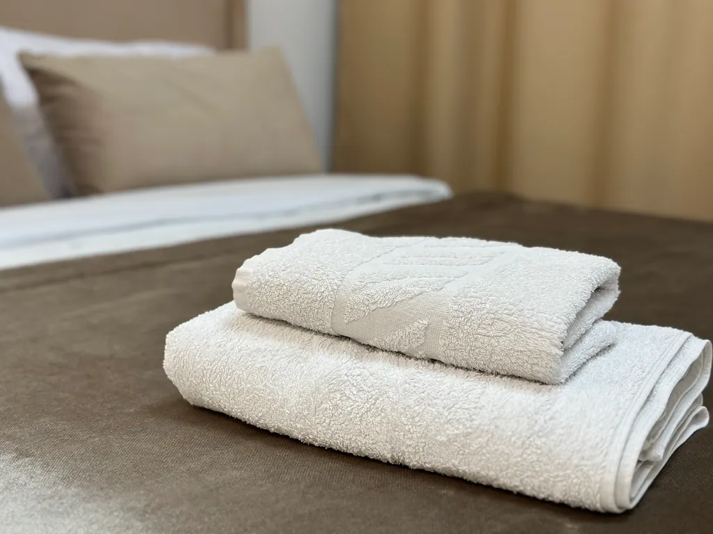 Стильная студия с балконом у метро