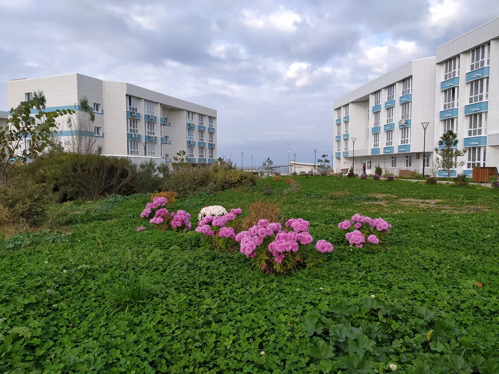 Квартира Апартаменты возле моря с бассейном в Адмиральской Лагуне — Севастополь