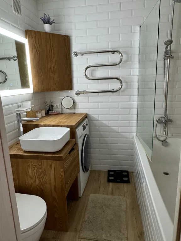 Уютная квартира с камином для отдыха с детьми и для влюбленных