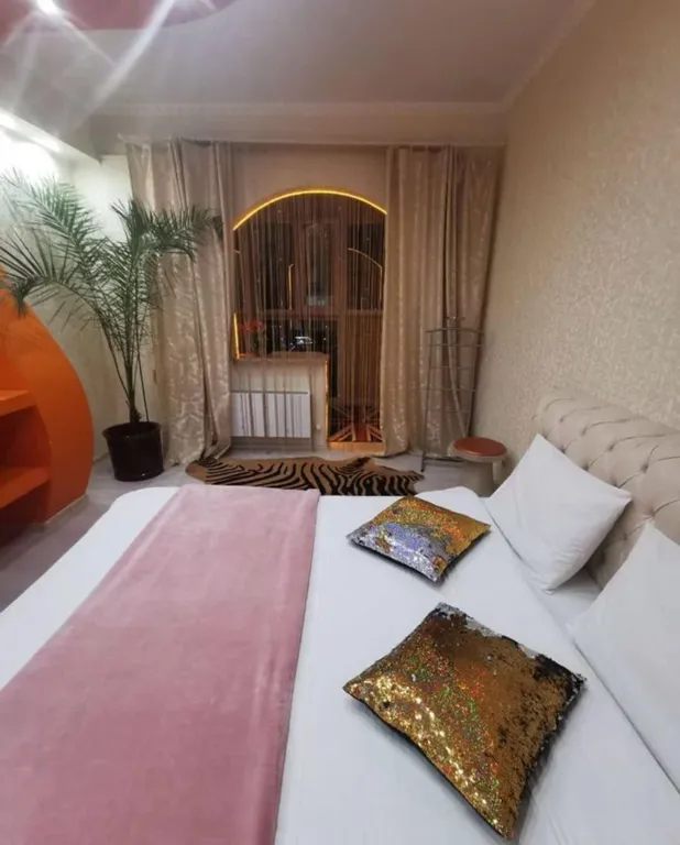 Апартаменты возле ТЦ Аура