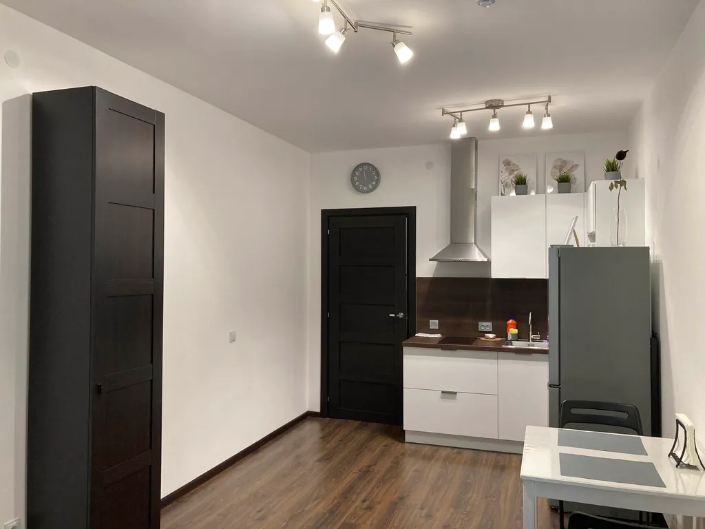 Уютная студия в лаконичном стиле