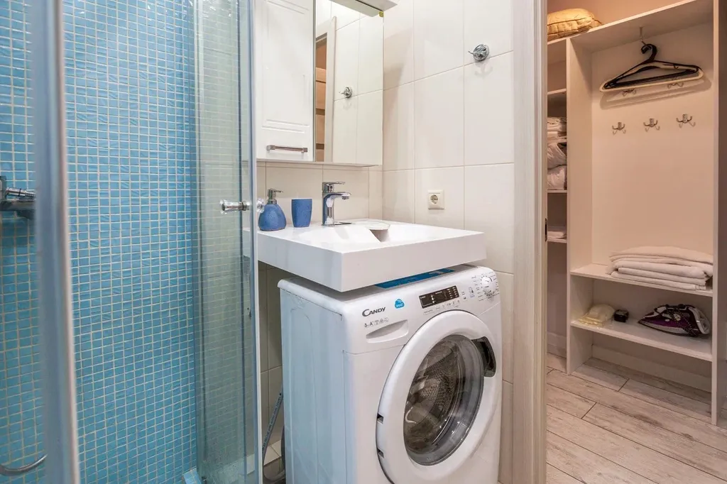 Квартира Квартира Студия у моря с теплым бассейном — Сириус