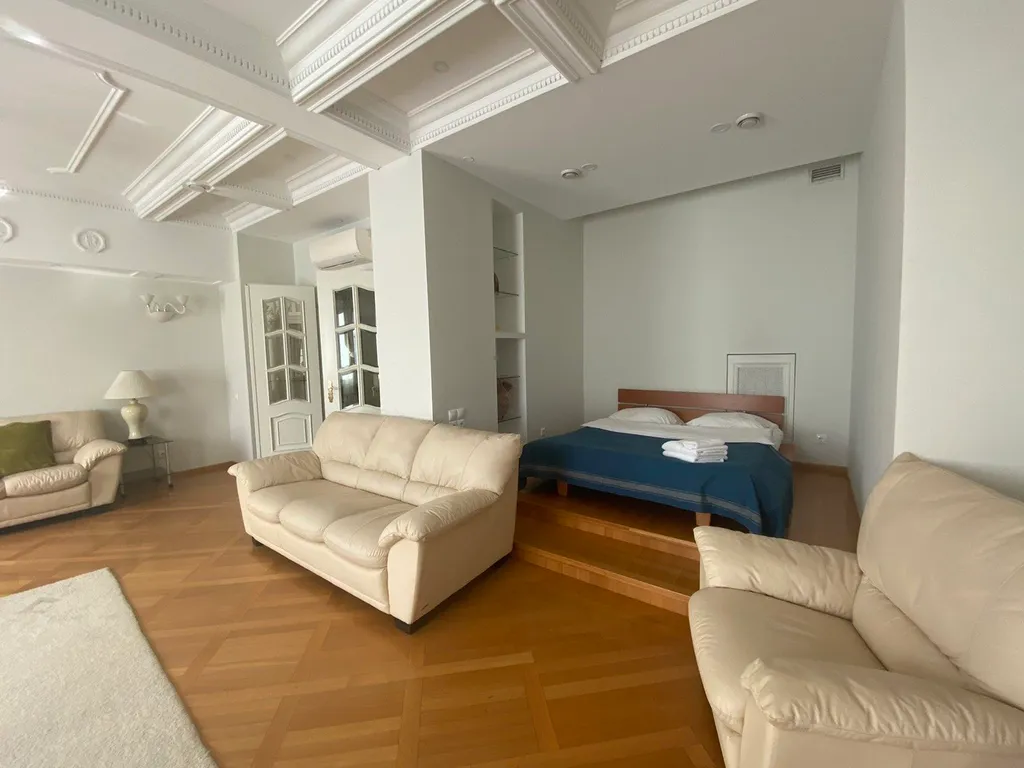 Квартира Изысканные 5-комнатные апартаменты в центре города — аренда посуточно в Минск