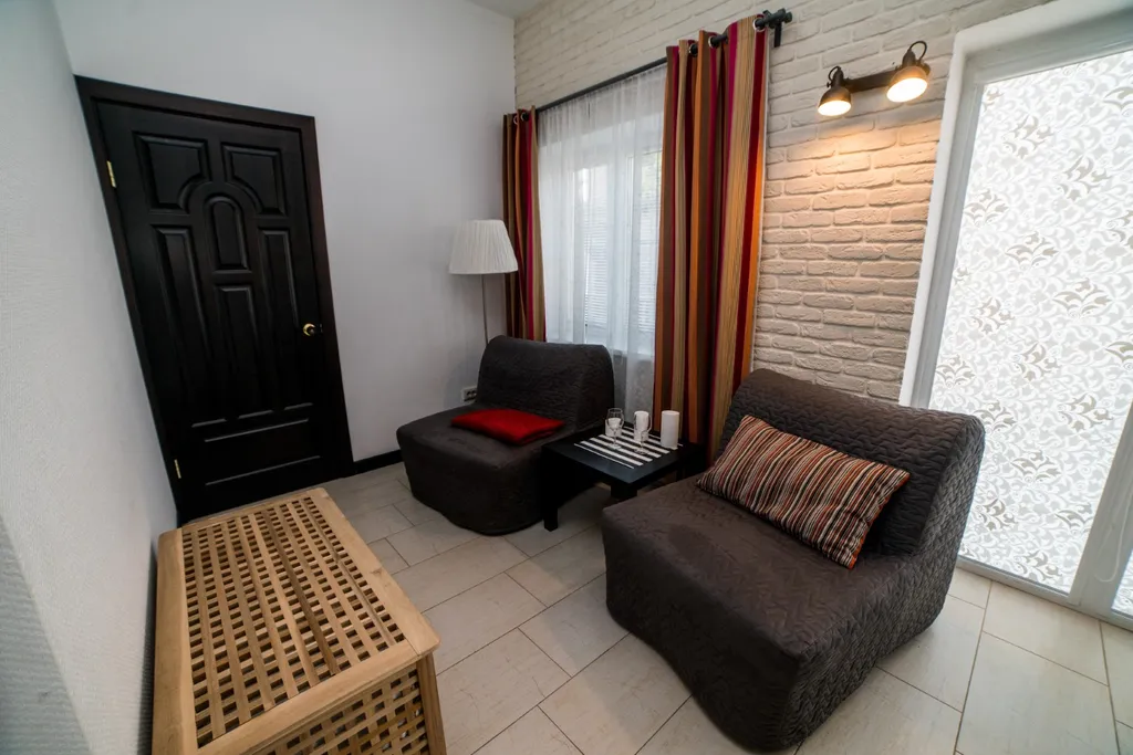 Квартира 2-комнатная Квартира — Кучугуры