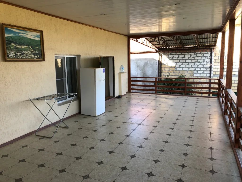 Дом на берегу Каспийского моря вблизи Дербента