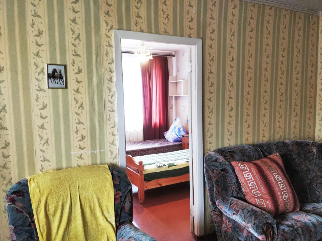 3-комнатная квартира с огромной кухней