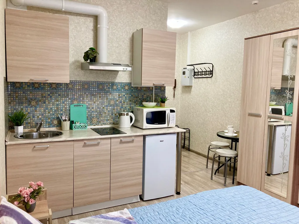 Уютная студия с широкой кроватью