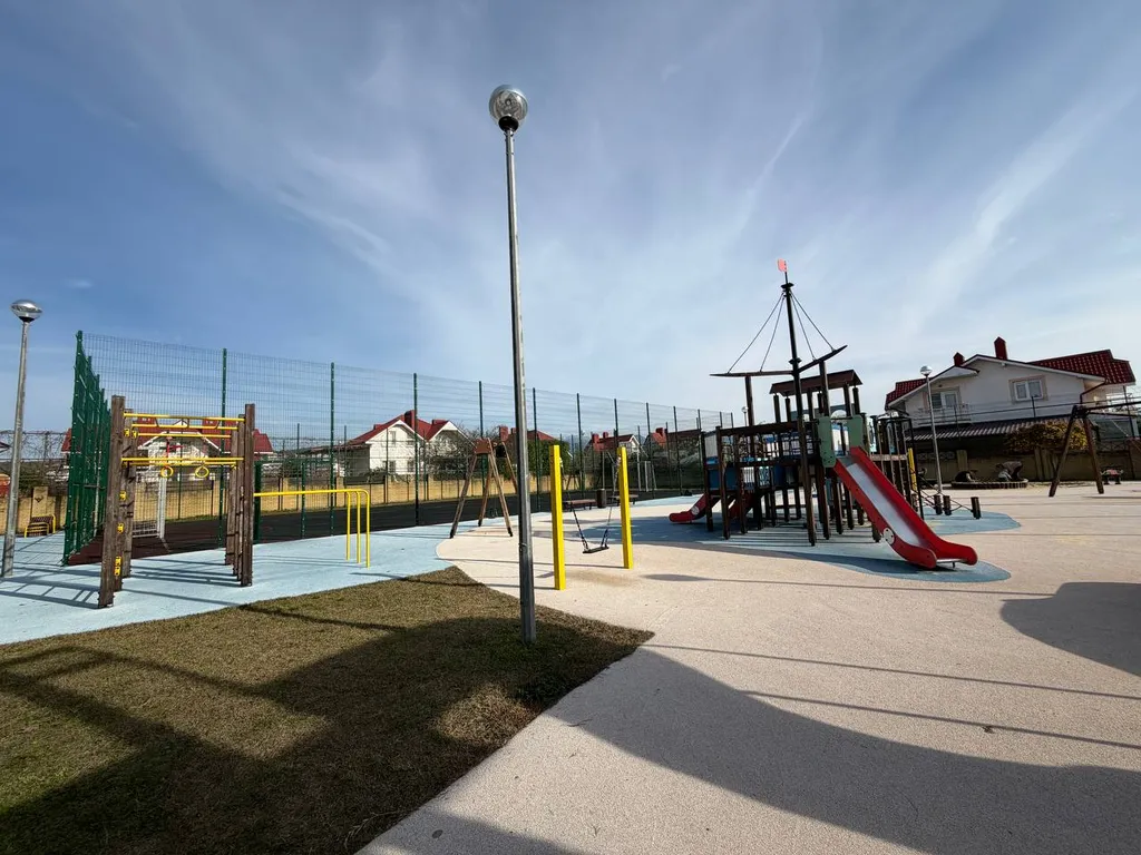 Квартира Квартира Прoстоpная уютная квартиpа в Сириусе в 50-ти метрах от моря — Сириус