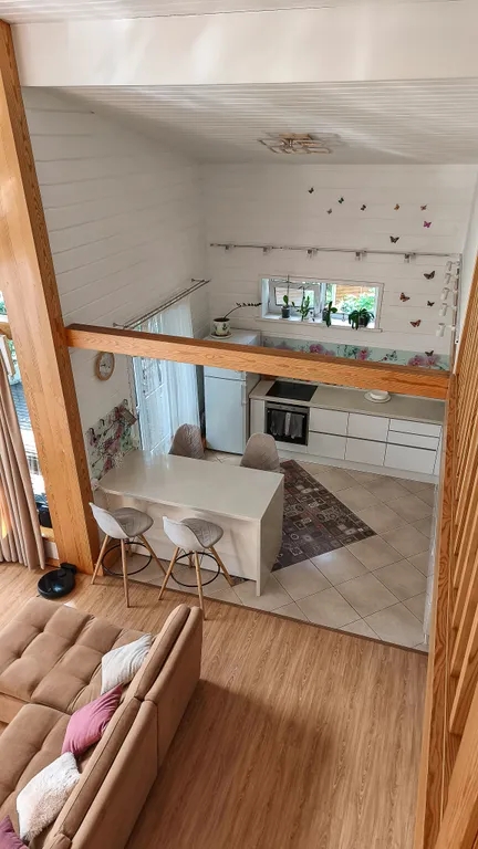 Вилла на берегу Ангары