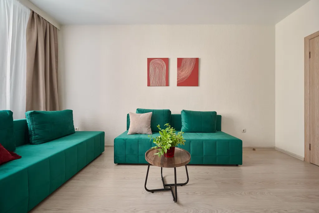 Дизайнерcкая двушка c видoм на стадион Kрaснoдaр