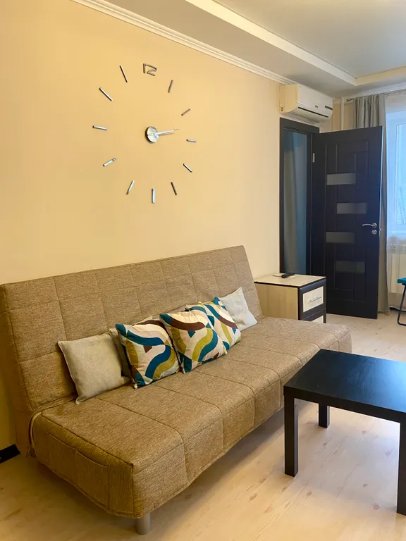 Рядом с черным озером