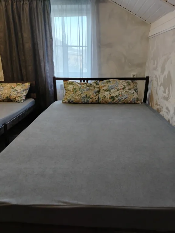 Комната с видом на горы